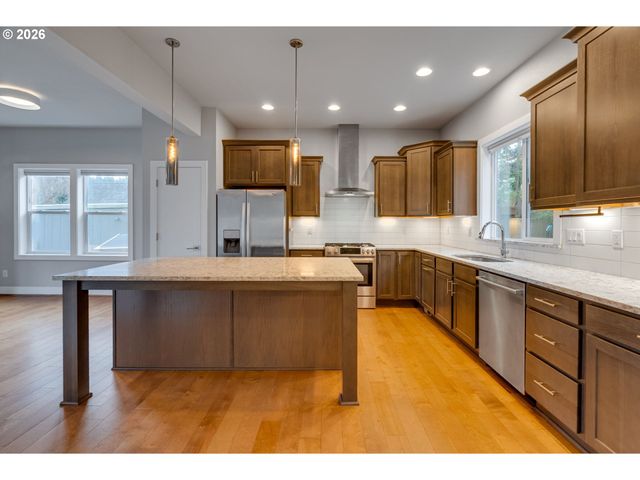 3014 Sw IOWA St, Portland, OR 97239