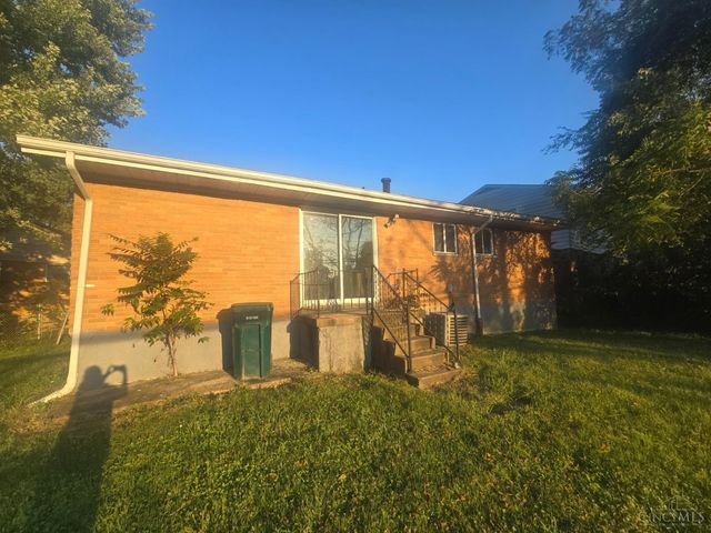 6065 Waldway Lane, Cincinnati, OH 45224