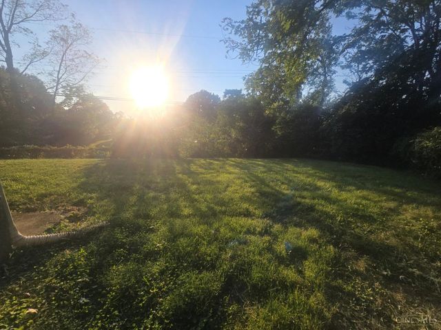 6065 Waldway Lane, Cincinnati, OH 45224