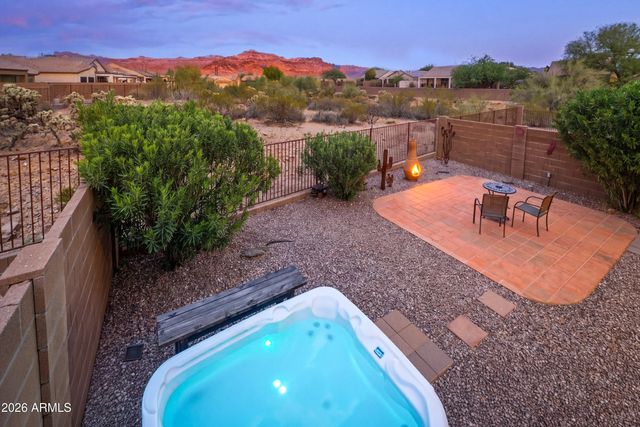10836 E SURVEYOR Court, Gold Canyon, AZ 85118