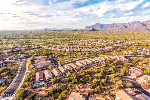10836 E SURVEYOR Court, Gold Canyon, AZ 85118