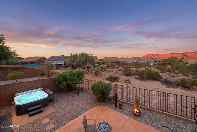 10836 E SURVEYOR Court, Gold Canyon, AZ 85118