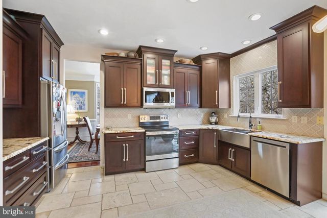 17416 COBB CT, Hagerstown, MD 21740