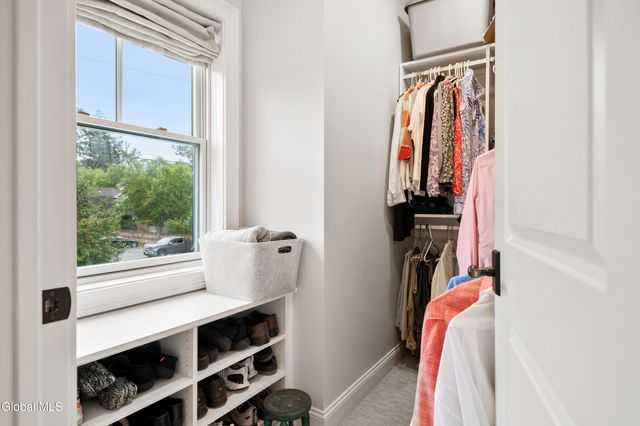 37 White Street 5A, Saratoga Springs, NY 12866