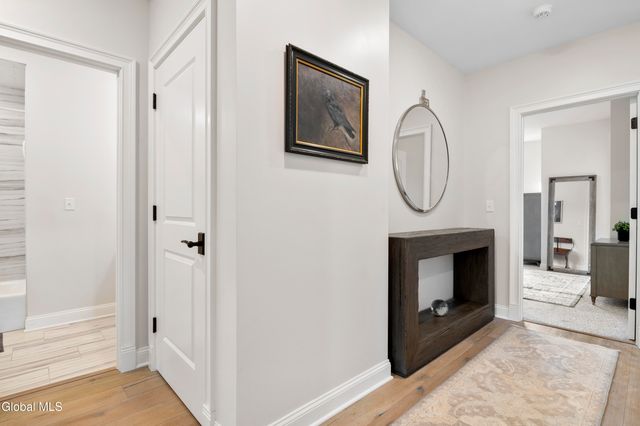 37 White Street 5A, Saratoga Springs, NY 12866