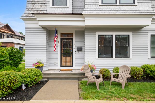 37 White Street 5A, Saratoga Springs, NY 12866