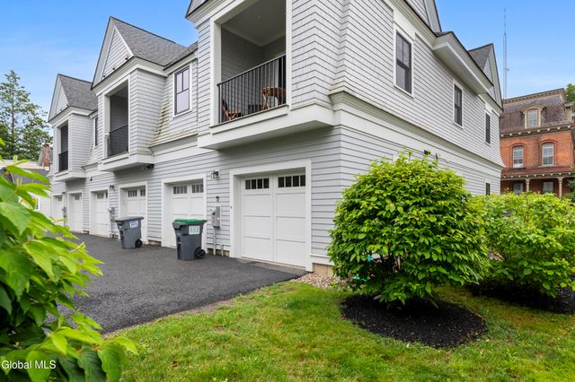 37 White Street 5A, Saratoga Springs, NY 12866