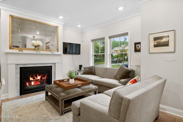 37 White Street 5A, Saratoga Springs, NY 12866