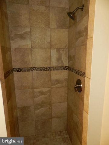 4901 BRAYMER AVE, Suitland, MD 20746