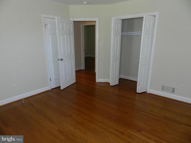 4901 BRAYMER AVE, Suitland, MD 20746