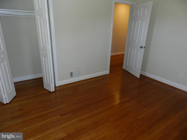 4901 BRAYMER AVE, Suitland, MD 20746