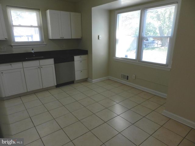 4901 BRAYMER AVE, Suitland, MD 20746
