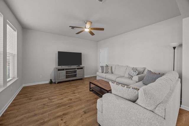 153 Winding Grove Lane, Moncks Corner, SC 29461