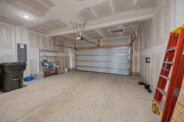 153 Winding Grove Lane, Moncks Corner, SC 29461