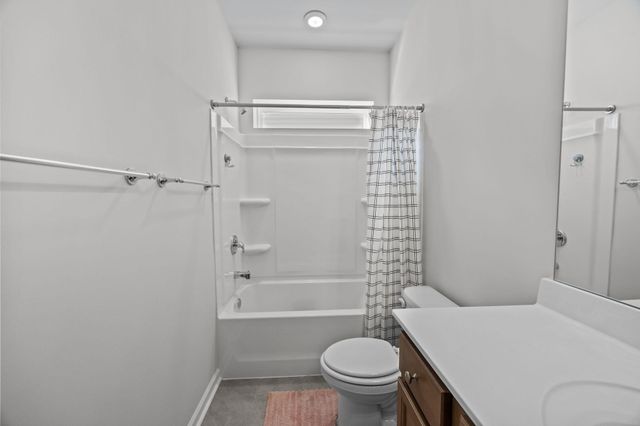 153 Winding Grove Lane, Moncks Corner, SC 29461