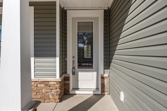 153 Winding Grove Lane, Moncks Corner, SC 29461