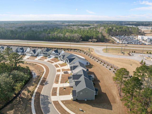 153 Winding Grove Lane, Moncks Corner, SC 29461