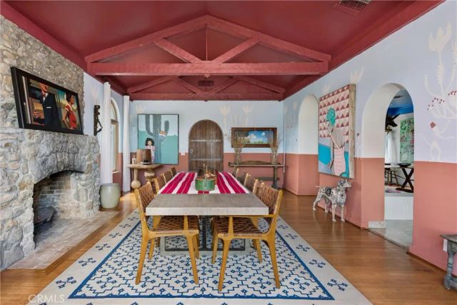 294 W Crestview Drive, Palm Springs, CA 92264