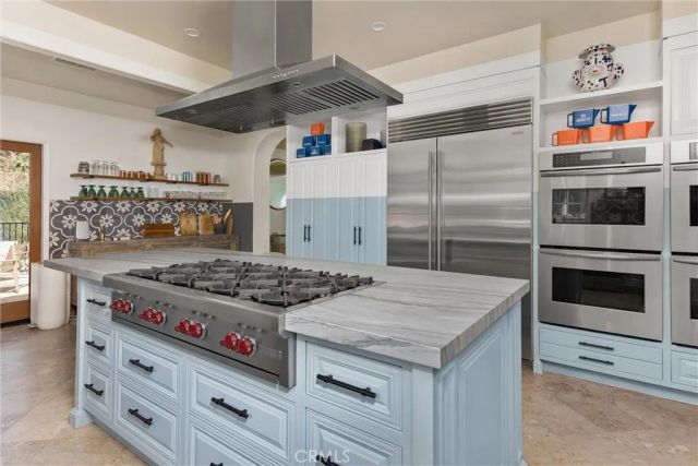 294 W Crestview Drive, Palm Springs, CA 92264