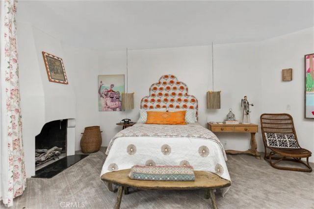 294 W Crestview Drive, Palm Springs, CA 92264