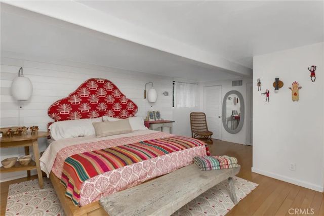 294 W Crestview Drive, Palm Springs, CA 92264