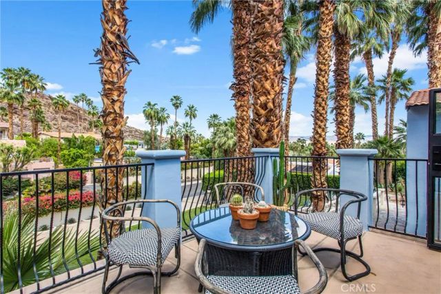 294 W Crestview Drive, Palm Springs, CA 92264