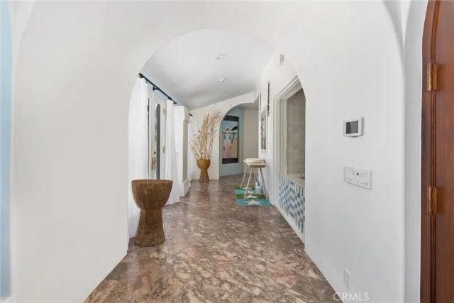 294 W Crestview Drive, Palm Springs, CA 92264