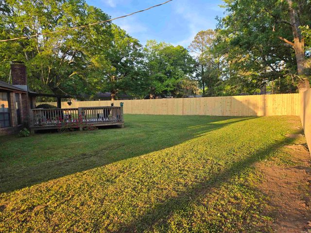 3609 Old Warren Road, Pine Bluff, AR 71603
