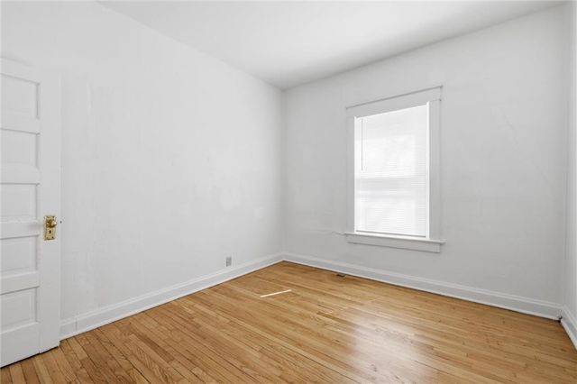 4008 Charlotte Street, Kansas City, MO 64110