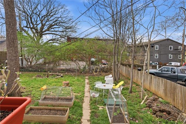 4008 Charlotte Street, Kansas City, MO 64110
