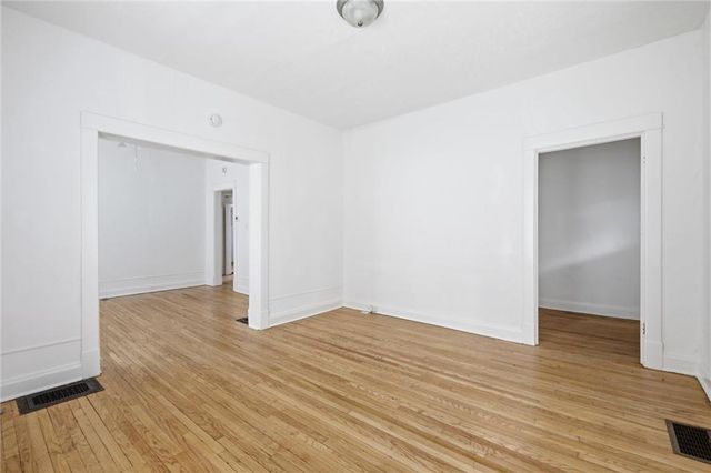 4008 Charlotte Street, Kansas City, MO 64110