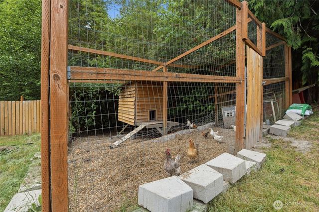 2223 Long Lake Road SE, Port Orchard, WA 98366