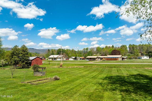 1297 Harbin Hill Road, Mountain City, TN 37683