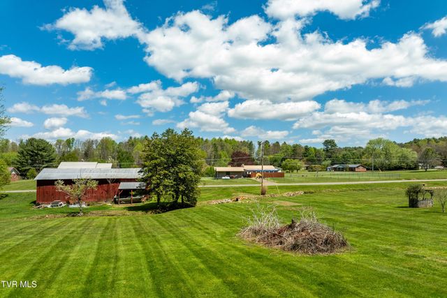 1297 Harbin Hill Road, Mountain City, TN 37683