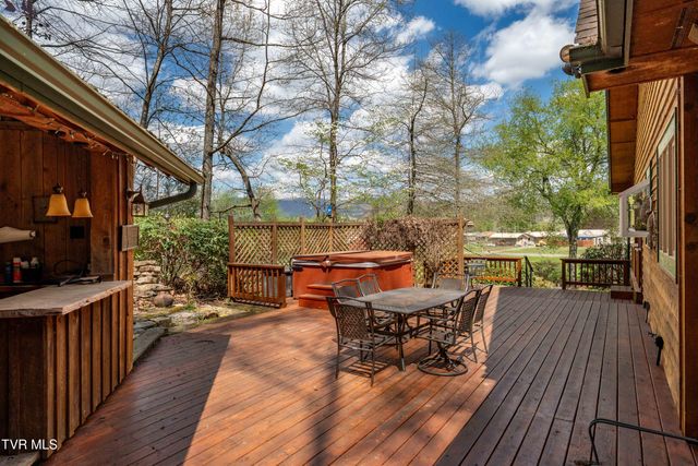 1297 Harbin Hill Road, Mountain City, TN 37683