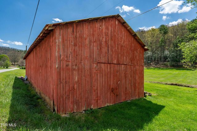 1297 Harbin Hill Road, Mountain City, TN 37683