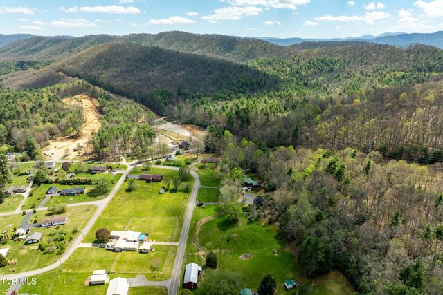 1297 Harbin Hill Road, Mountain City, TN 37683