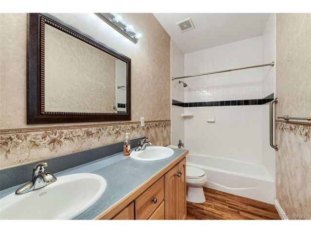 6648 King St, Denver, CO 80221