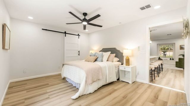 4802 Casa Espana, San Antonio, TX 78233