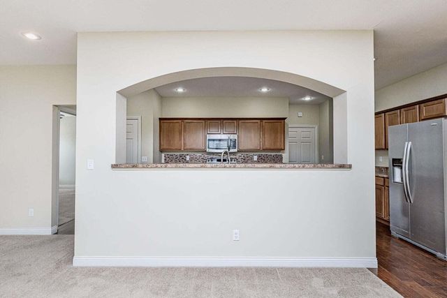 4176 JUNIPER PL, Columbia, MO 65201