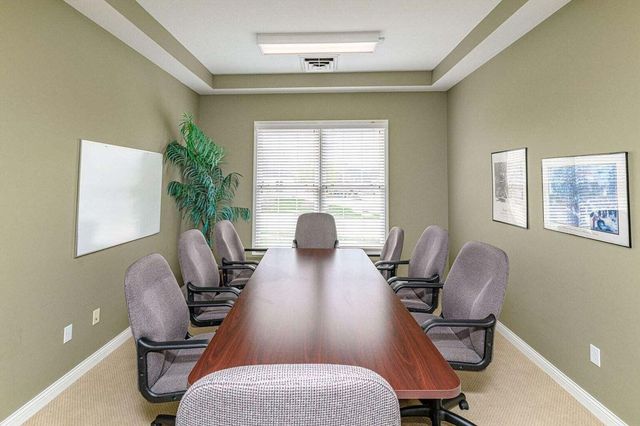 4176 JUNIPER PL, Columbia, MO 65201