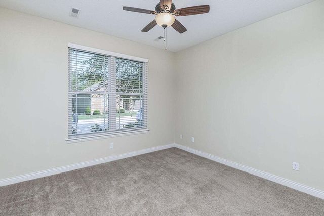 4176 JUNIPER PL, Columbia, MO 65201