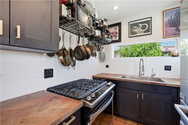 3887 Bostwick, Los Angeles, CA 90063