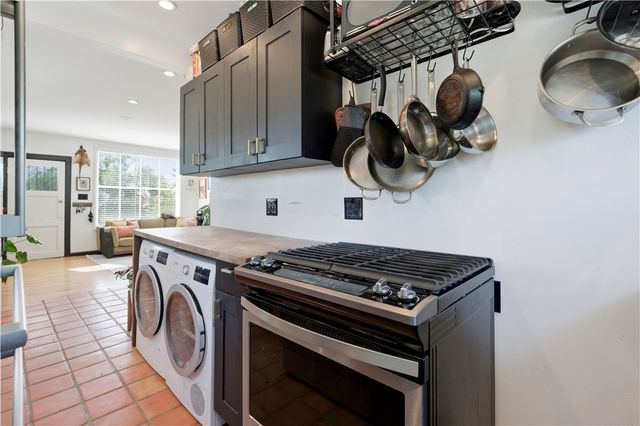 3887 Bostwick, Los Angeles, CA 90063