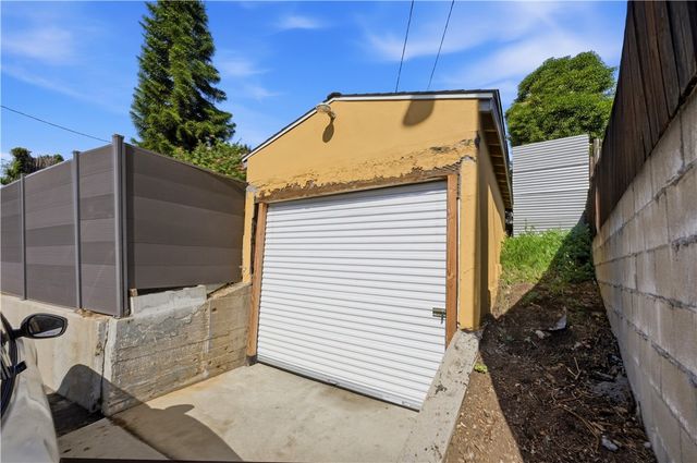 3887 Bostwick, Los Angeles, CA 90063