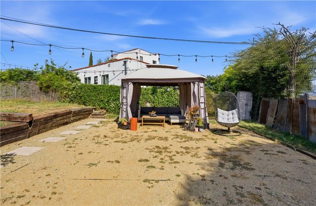 3887 Bostwick, Los Angeles, CA 90063