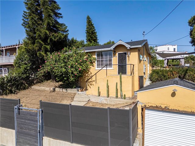3887 Bostwick, Los Angeles, CA 90063