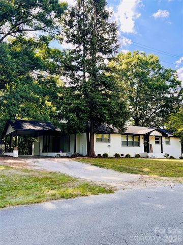 114 Chaney Street, Wingate, NC 28174