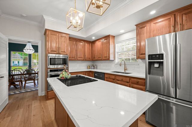 515 Pastureview Dr, Baton Rouge, LA 70810