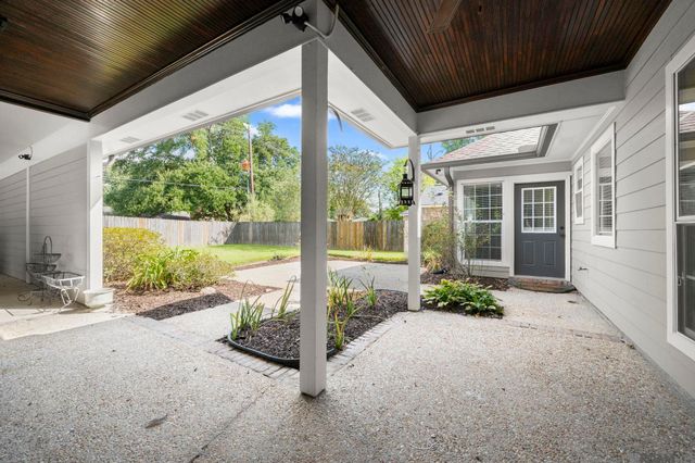 515 Pastureview Dr, Baton Rouge, LA 70810
